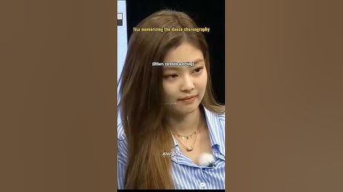 Lisa learning the dance really fast  #blackpink #shorts