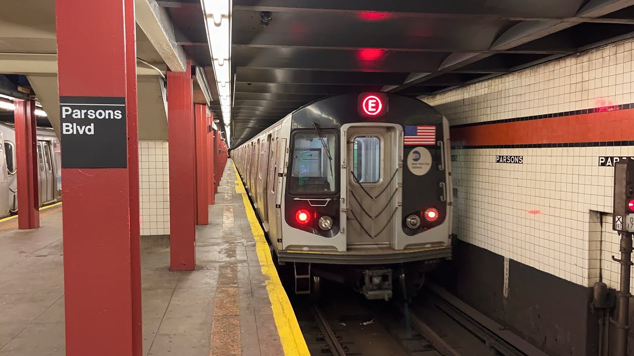 R160 (E) (F) Train Action @ Parsons Blvd
