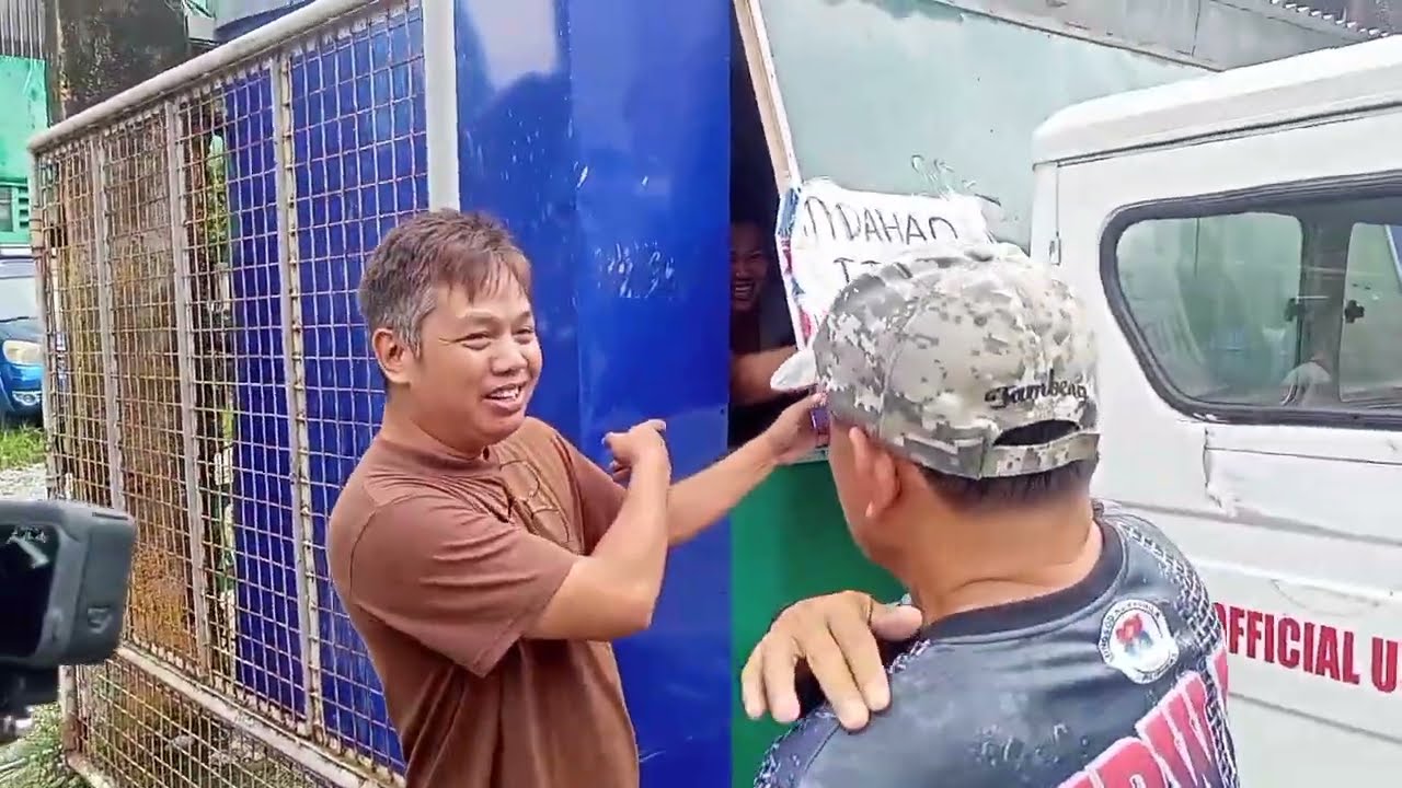 Sinanay nyo Ng Ganyan Ang Kalye nyo Dugyot Lage. District Clearing Operation 