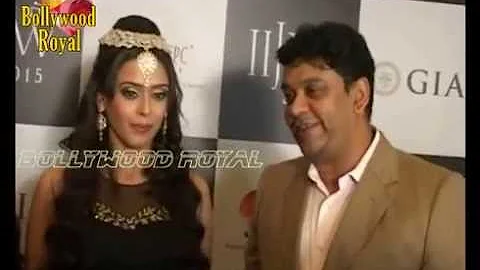 Hrishitaa Bhatt Walks The Ramp For G.K Jewels at Gitanjali Gems IIJW  2015 Day 2 Part -2