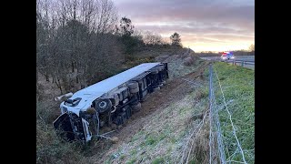Accidente de un tráiler en San Cibrao