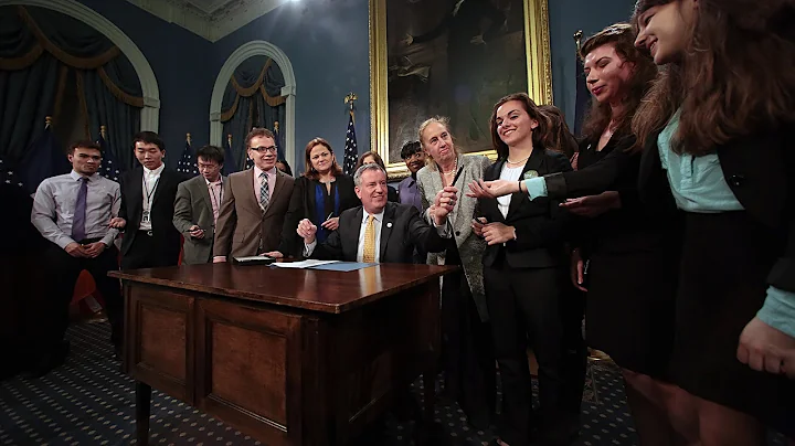 Mayor Bill de Blasio Signs Bill to Protect Interns From Discrimination in the Workplace