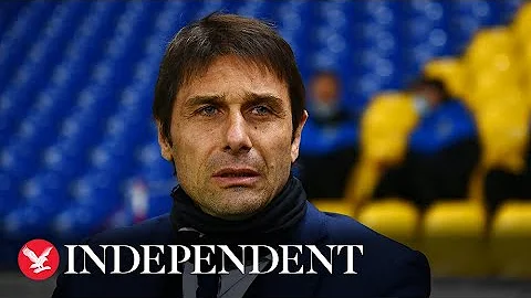 Queen Elizabeth II: Spurs' Antonio Conte visits Bu...