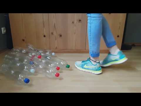 Crush plastic bootles with My Nike Free crush fetish ASMR Recycling #CRUSHFETISH_8989