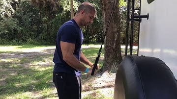 RESISTANCE BAND TRICEP PUSHDOWNS