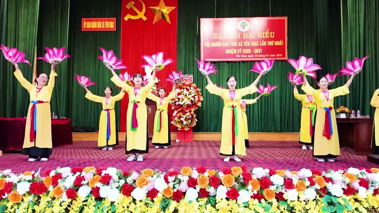 clb làng yên mô thượng xã yên mạc💕mừng ngày hội người cao tuổi xã yên mạc💕💕