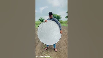 How to fold a reflector in two easy step #reflector #photography