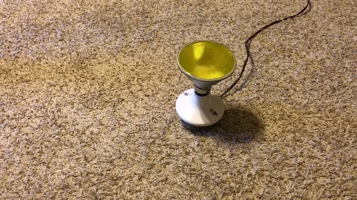 SYLVANIA yellow 90 watt par38 halogen bulb