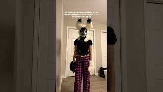 Celebrity Felicia is thrown a lot.. 😟 #antizoo #fursuiters #furries #dinomask #fursuit #stopfurryhate Wealth