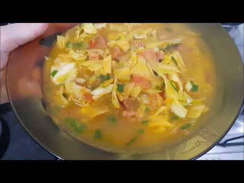 Vídeo: Como Fazer Sopa De Repolho Com Pasta De Tomate