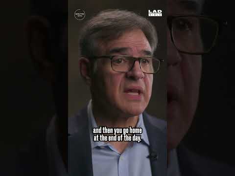 CIA agent breaks