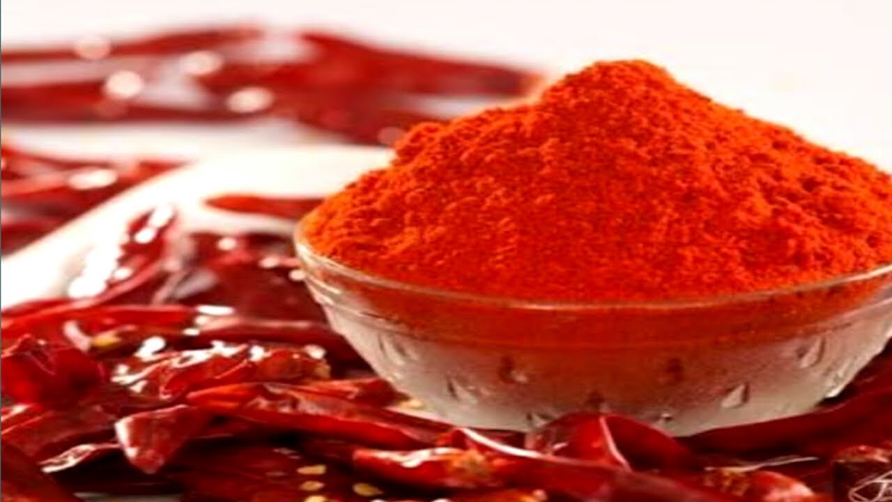 Kashmiri red chilli powder making at home Red chilli homemade recipe