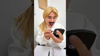 Cuaderno Mágico En El Colegio