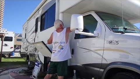 RV clean the bugs off