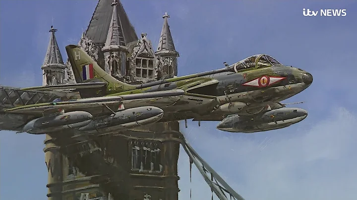 RAF pilot remembers flying Hawker Hunter jet throu...