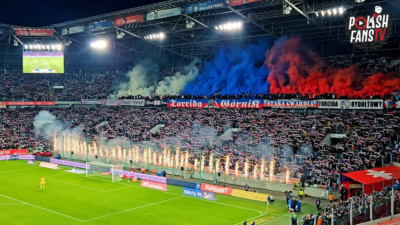 Latarki, oprawa i doping Górnika Zabrze na meczu z Wisłą Płock (21.11.2025)