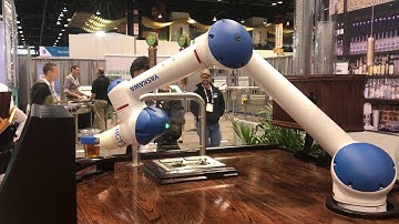 Pack Expo Beer Serving Robot