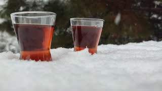 Kar, Manzara Ve Çay Keyfi Ş