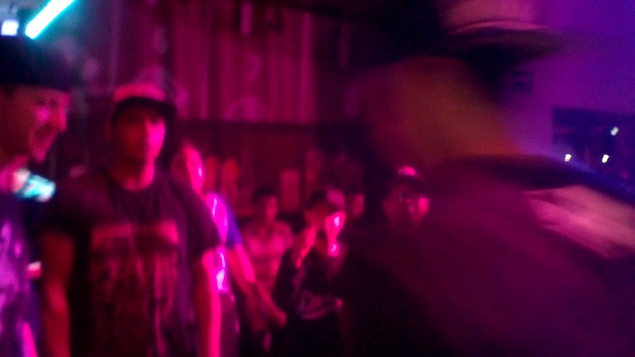 Spey-k Vs Mc Sayko / Lirika Underground ( Batallas de Gallos ) Round #1