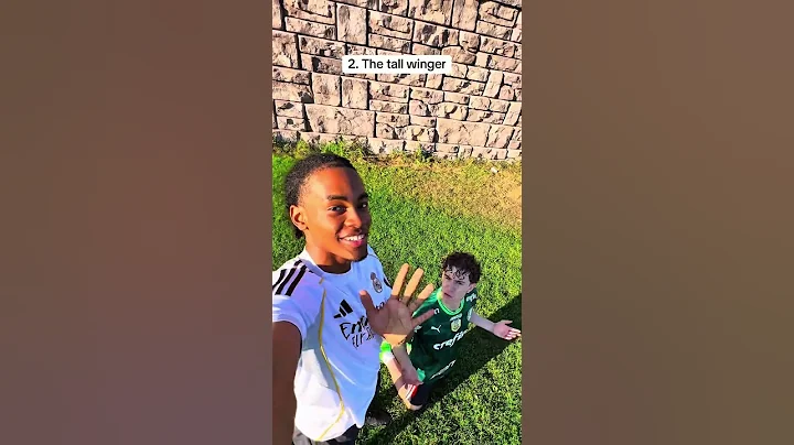 WINGERS EVERYONE HAS ON THEIR TEAM ⚡️#winger #soccer #football #shorts