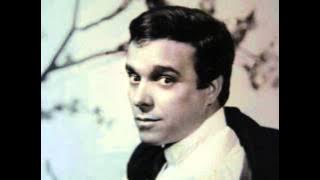 Francisco José - Olhos castanhos