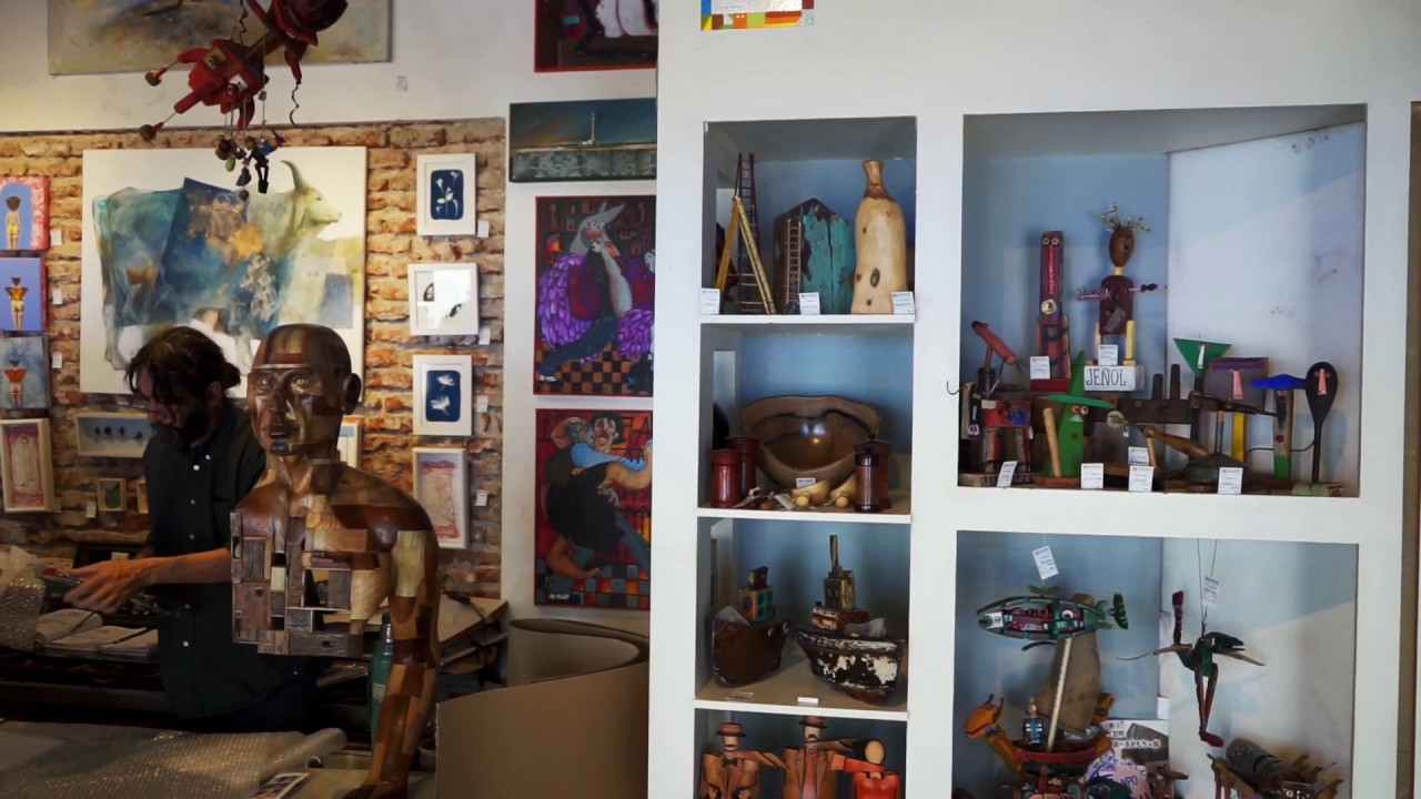 Galería Acatras del Mercado, Montevideo - YouTube