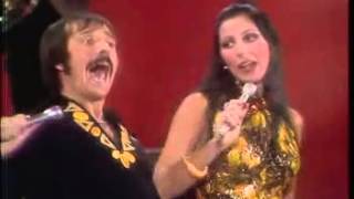 Sonny & Cher - Love Grows (Where My Rosemary Goes) Resimi