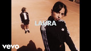 Adèle & Robin - Laura 