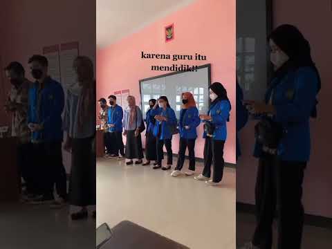 Pacaran sama guru