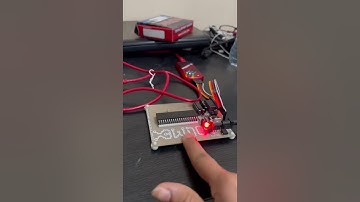 MPLAB IDE Timer0-Timer1 LED on and off