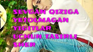 Yongoqdek yalangoch dumbalar Julia Enn paypogida qoladi va sikka sakray boshlaydi