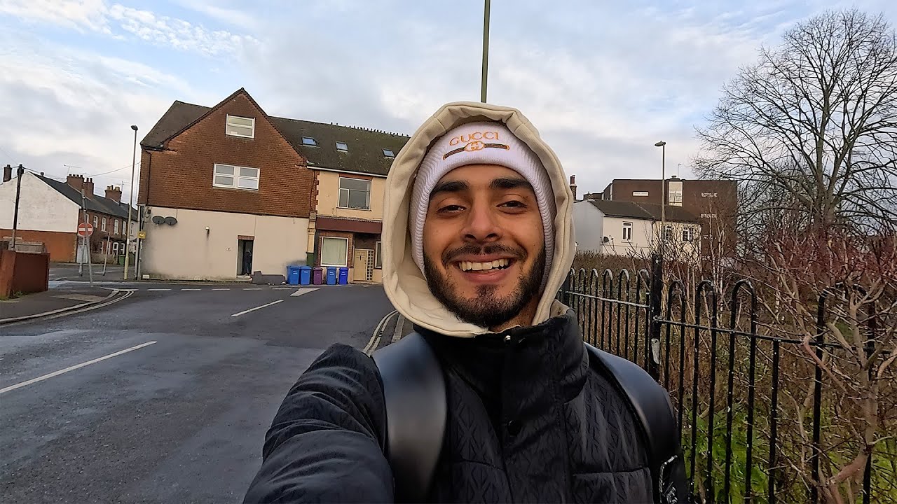 Bank account kholna ali garo raixa || Day 2 in Aldershot