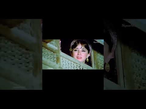 أنا أصلا مشكلتي في عينها