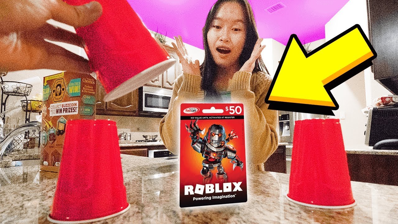 MY SISTER GUESSES THE *SECRET* CUP FOR FREE ROBUX!! (Roblox IRL)