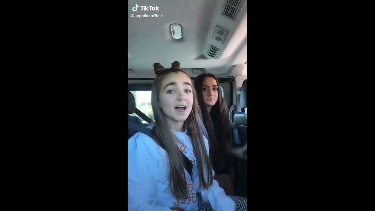 TikTok Ang Lina Maman Me Dit Dans Le Minibus De Ma Voie Tour 08 03 20 