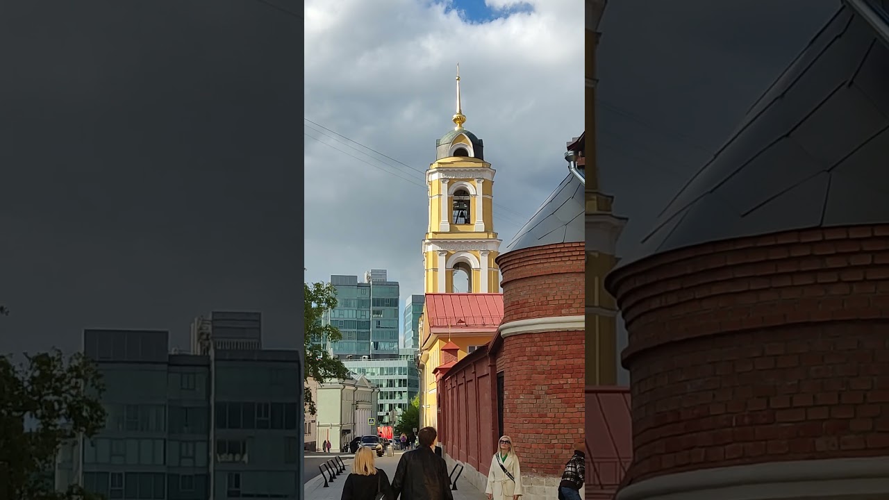 Колоколья Рождественского монастыря на улице Рождественка. Москва. 11.05.2024