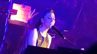 Video thumbnail of "Sara Bareilles - 1,000 Times (at Radio City Music Hall 10/9/13)"