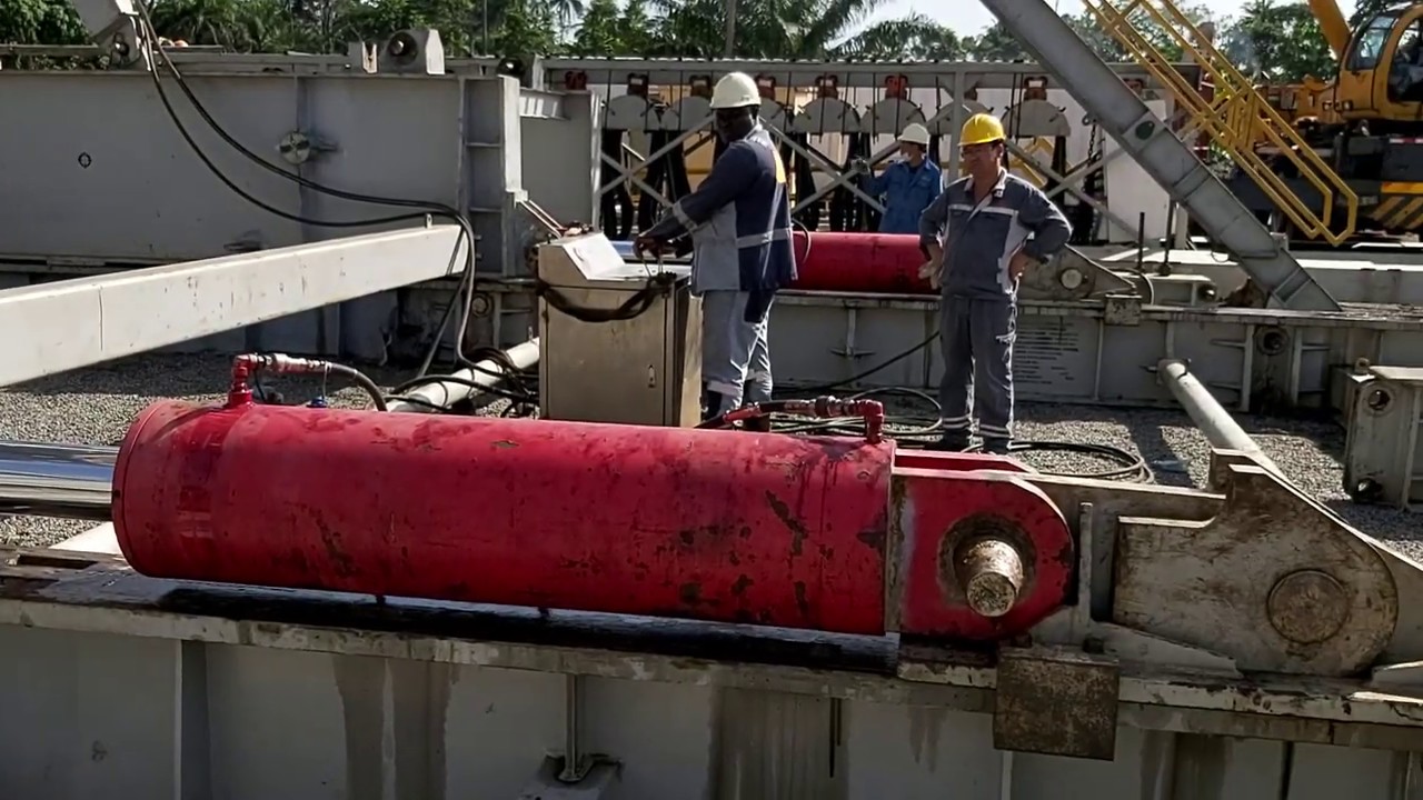 Rig Skidding 2/3 YouTube