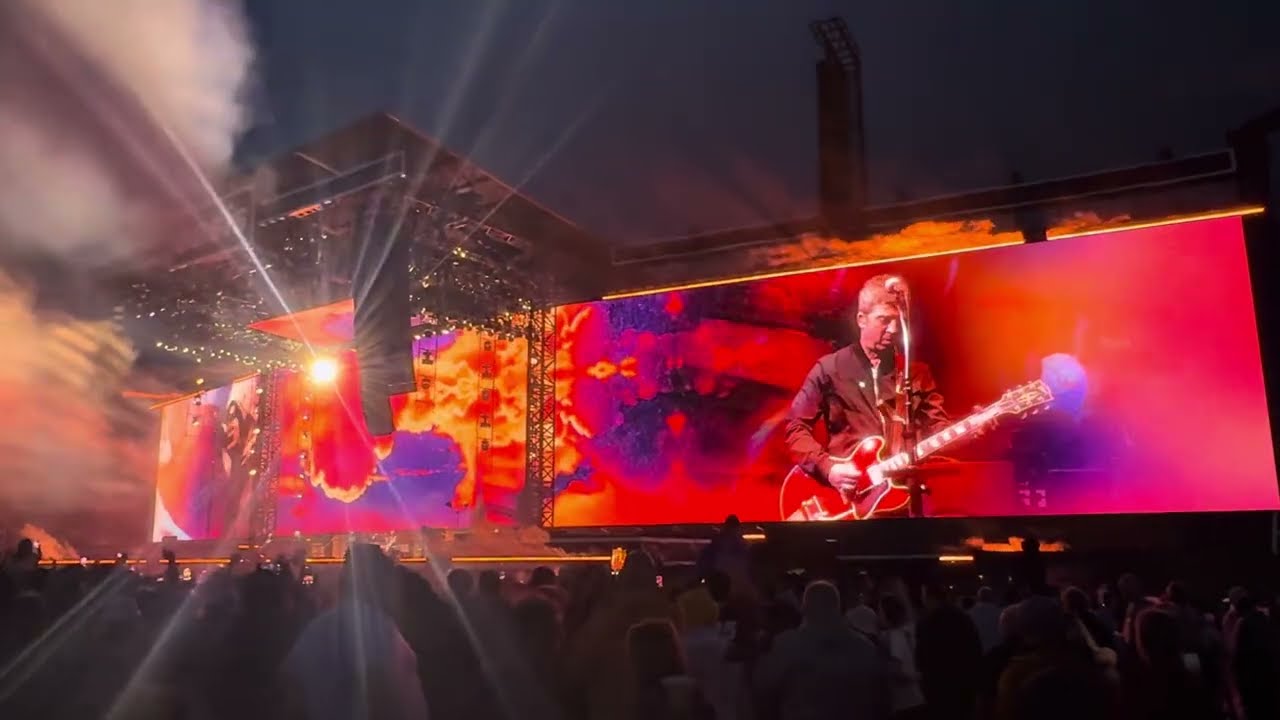 Oasis - Champagne Supernova - 20/07/2025 - Manchester, England