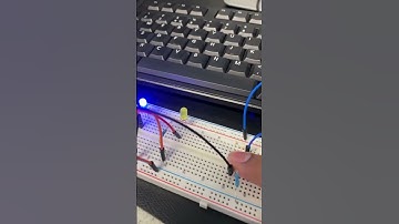 Car Indicator lights using Arduino #arduino #engineering #soldering #programming #autocad #cad #plc