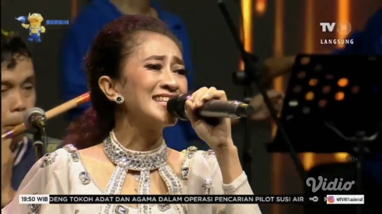 TERHANYUT DALAM KEMESRAAN || LOLA KDI || KHALIZA BIGBAND