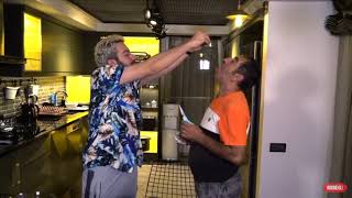 Enes Batur Amcasi Ile Komik Video