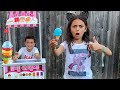 Heidi compra y prueba diferentes helados | Historia divertida para niños