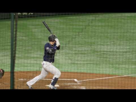 オリックス・バファローズ T-岡田 バッティングフォーム&バッティング（スローモーション）【2017年度第5号ホームラン】