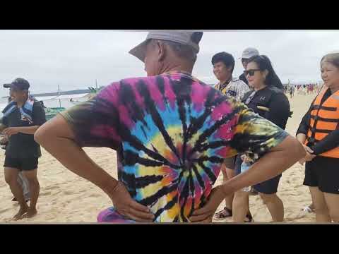 ISLAND HOPPING IN BORACAY