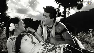 Bol Meri Taqdir Me Kya Hai - Lata Mangeshkar | Manoj Kumar, Mala Sinha | Hariyali Aur Rasta