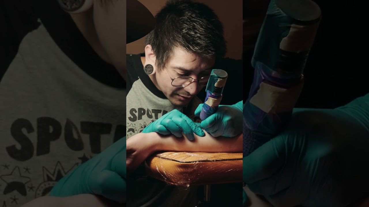 Black Anchor Tattoo going to INKCON 2024