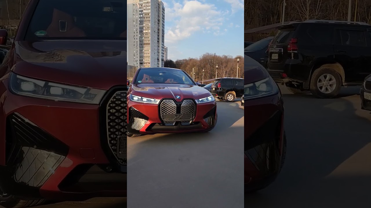 Electric BMW IX / Black Pixel