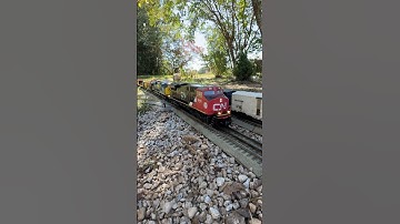 #heavyequipment #trains #trainspotting #locomotive #railfan #railway #viralshort #viralvideo #csx