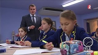 Sans frontières - Londres : l'uniforme à l'école